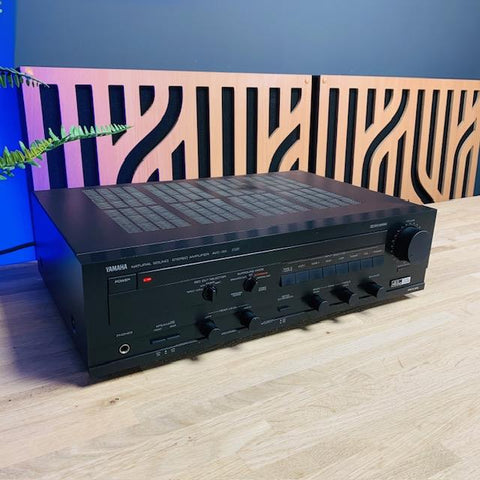 Yamaha AVC-30 Surround Sound Home Theatre Amplifier Inc Remote
