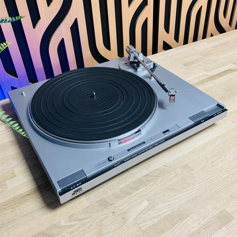 JVC QL-A51 Quartz Lock Direct Drive Turntable Ortofon F15E MKII Cartridge