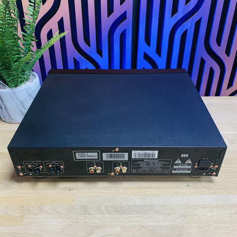 Pioneer PDR-555RW CD Recorder Player