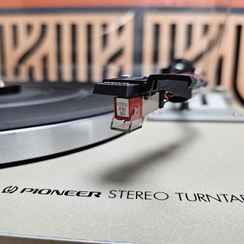 Pioneer PL-512 Stereo Turntable