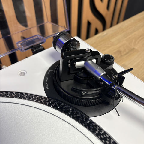 White Pioneer DJ PLX-500-W Direct Drive Turntables (Pair) - As New