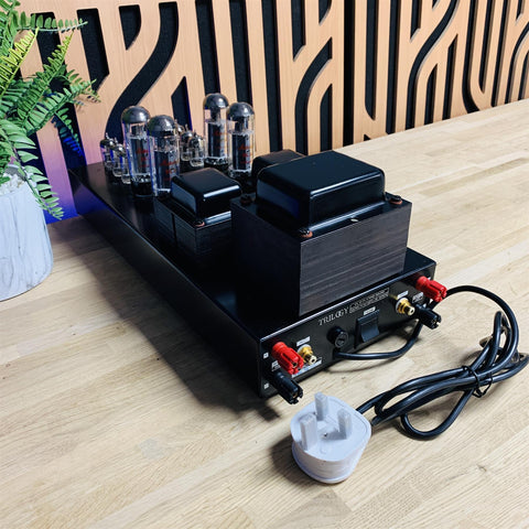 Trilogy 948 Stereo Valve Amplifier
