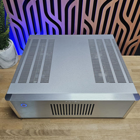 Rotel RB1582 Power Amplifier