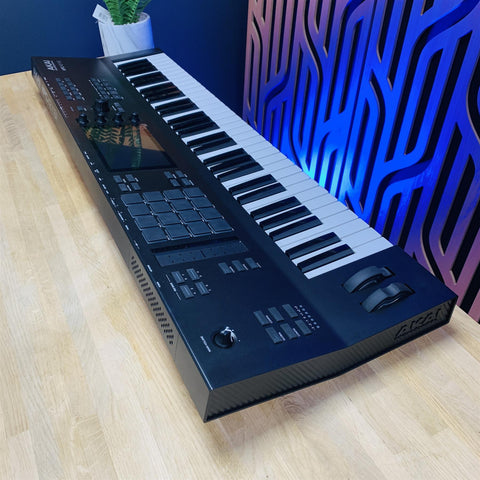 Akai MPC Key 61 Standalone Synthesizer Keyboard