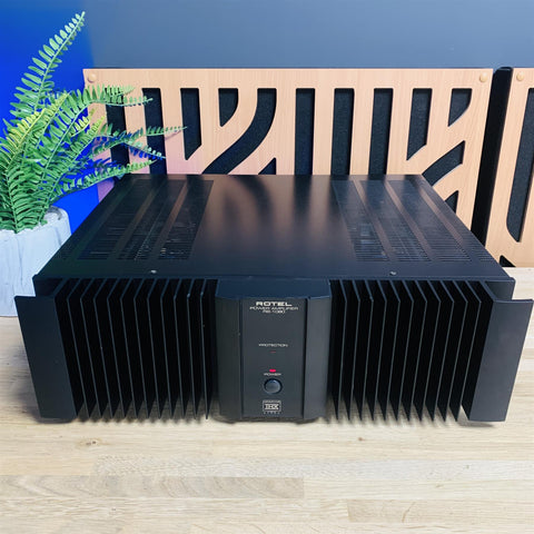 Rotel RB-1080 Stereo Power Amplifier 200 Watts 8 Ohms XLR