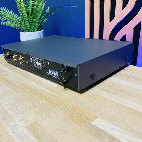 NAD C420 AM/FM Stereo Tuner (No Remote)