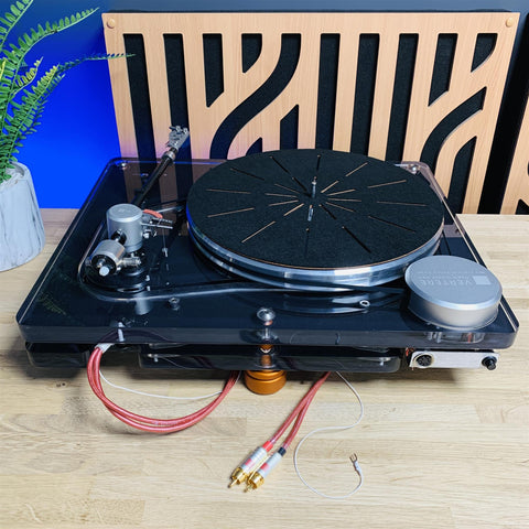 Vertere MG1 MkII Turntable fitted with Super Groove HB Tonearm and Mystic Cartridge