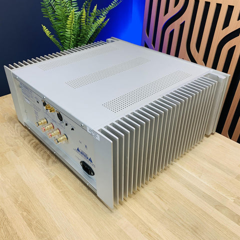 NAD S200 Silverline Stereo Power Amplifier