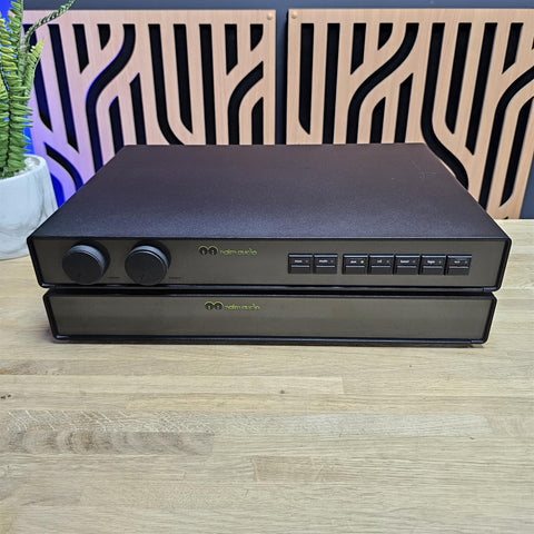 Naim Flatcap & Naim NAC92 Pre-amplifier including Naim Snaic Cable