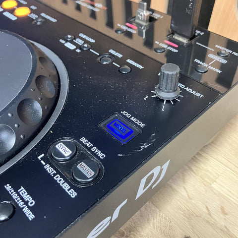 Pioneer XDJ RX2 All in One Standalone DJ Controller
