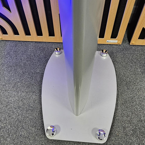Kef XQ1 Speakers including Stands
