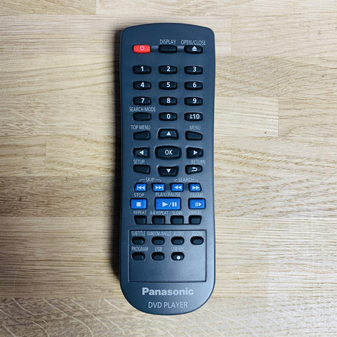 Panasonic DVD S-700 DVD/CD Player