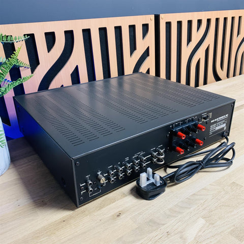 NAD 3130 Stereo Integrated Amplifier