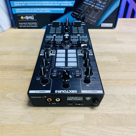 Reloop Mixtour Pro DJAY Pro DJ Controller