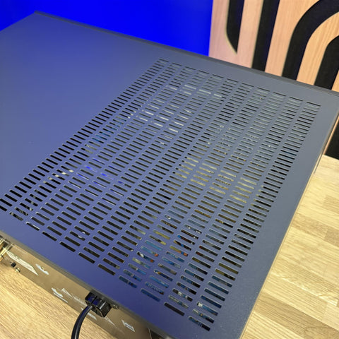 NAD C340 Integrated Amplifier With Remote