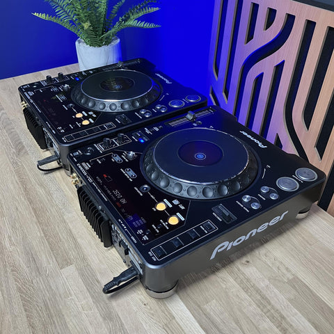 Pioneer DJ CDJ-1000 MK3 CD Players (Pair)