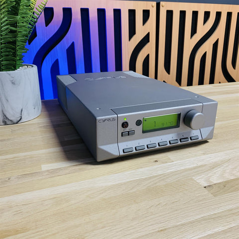 Cyrus FM-X DAB Radio