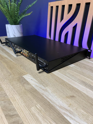 Control4 C4 HC-800 Controller