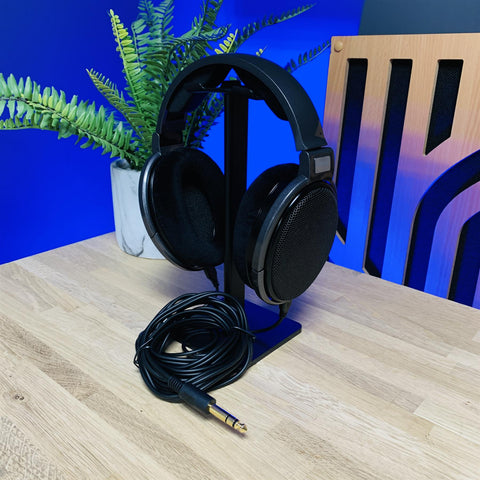 Sennheiser HD650 High-Definition Open-Back Headphones (stand not included)