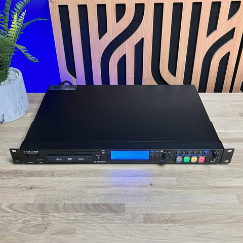 Tascam SS-CDR250N Solid State / CD Recorder