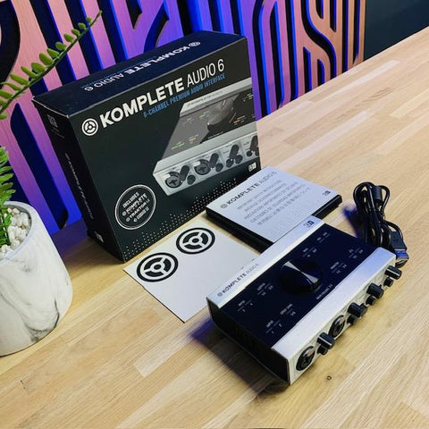 Native Instruments Komplete Audio 6