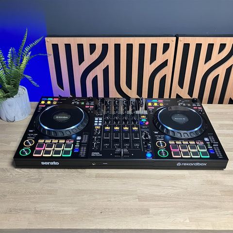 Pioneer DJ DDJ-FLX10 4 Channel Serato Rekordbox Controller With Pioneer Carry Case