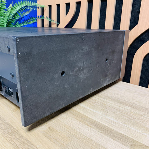 REVOX B750 Integrated Stereo Amplifier