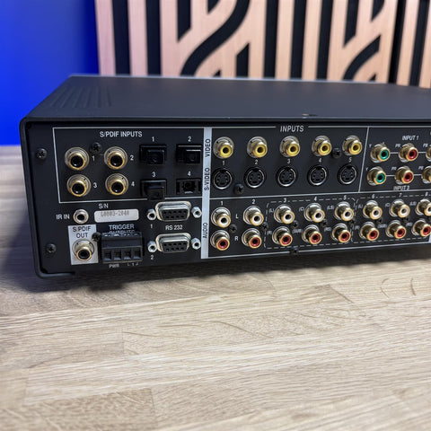 Lexicon MC-8 THX Ultra2-certified 7.1-Channel Surround Sound Processor