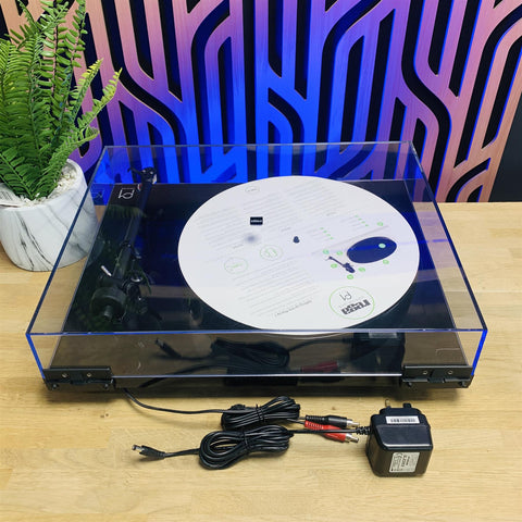 Rega P1 Planar One Turntable With Rega Carbon Cartridge & Stylus
