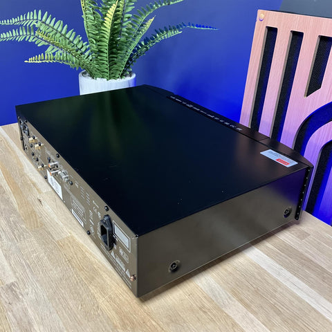 Marantz UD7007 Super Audio CD Blu Ray Player