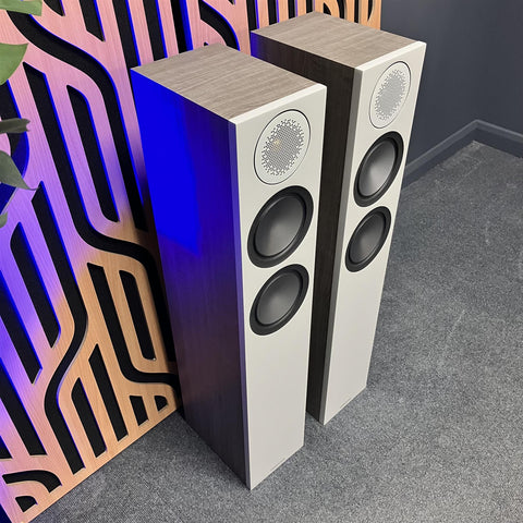 Monitor Audio Bronze 200 6G Floor Standing Speakers (Pair) Urban Grey