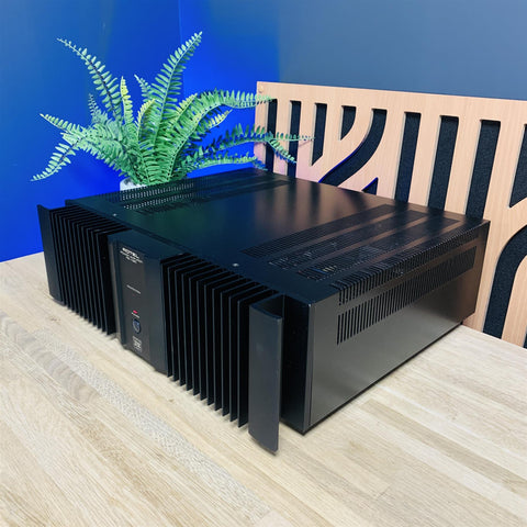 Rotel RB-1080 Stereo Power Amplifier 200 Watts 8 Ohms XLR