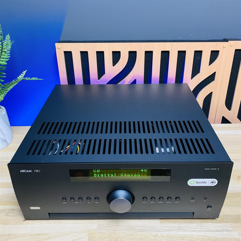 Arcam FMJ SR250 Receiver