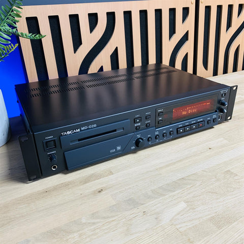 Tascam MD-02B Professional MiniDisc Recorder