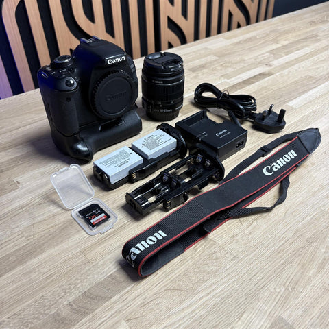 Canon EOS 600D with 18-55mm Lens And Canon BG-E8 Battery Grip
