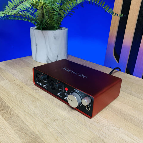 Focusrite Scarlett 2i2 Audio Interface (2nd Gen)
