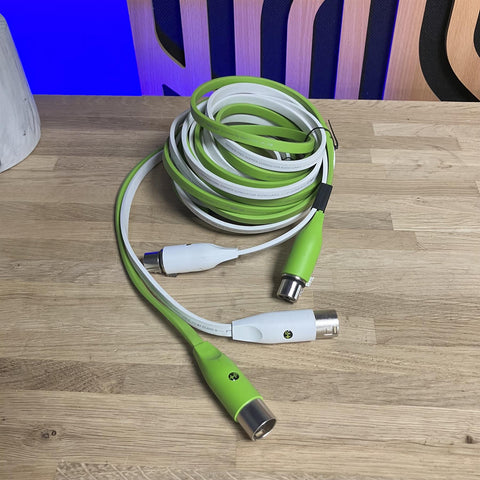 Pair Neo Oyaide d+ Class B XLR to XLR Cable (5m)