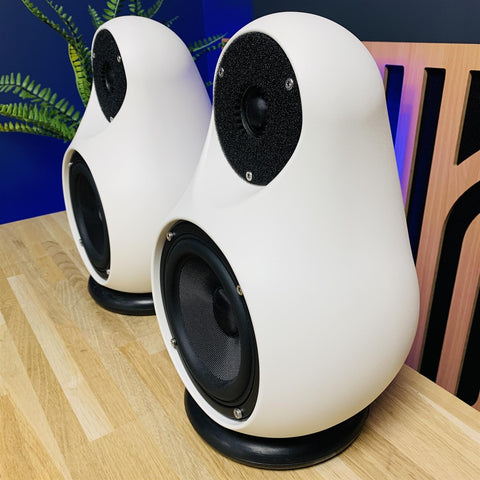 Jern 11 Cast-Iron Bookshelf Speakers (Pair)