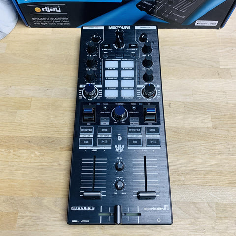 Reloop Mixtour Pro DJAY Pro DJ Controller