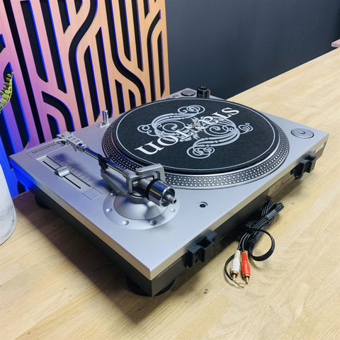 Stanton STR8-50 DJ Turntable