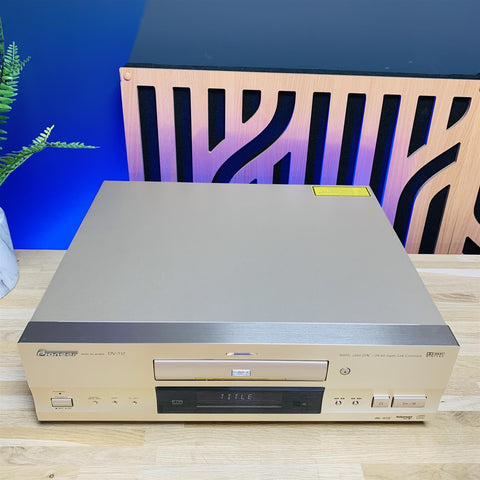 Pioneer DV-717 DVD/CD/VIDEO CD Player