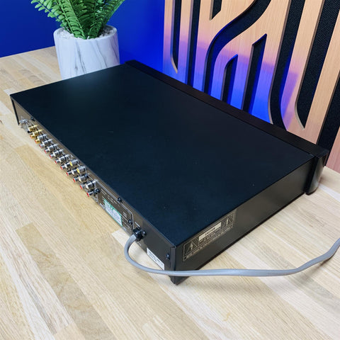 Rotel RC-850 Pre-Amplifier
