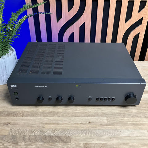NAD 302 Stereo Integrated Amplifier