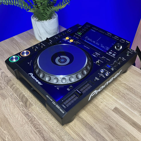 Pioneer DJ CDJ-2000 Nexus Professional Multi Player With Decksaver