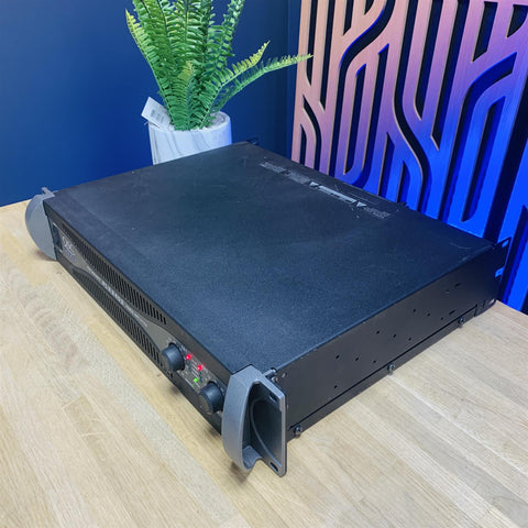QSC PLX 2402 2400 Watt Power Amplifier