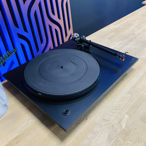Rega P3 Turntable With Bias 2 Cartridge & Stylus