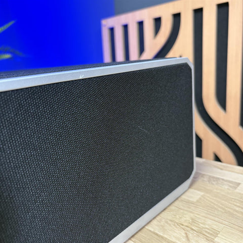 Definitive Technology CS9040 Centre Channel Speaker