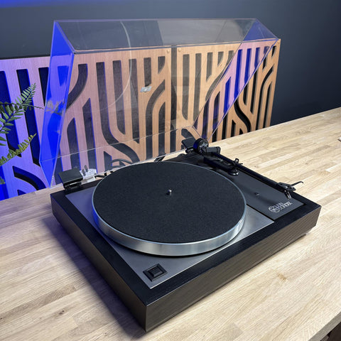 Linn Sondek LP12 Turntable with Linn Basik Plus Arm and Ortofon OMB 5E