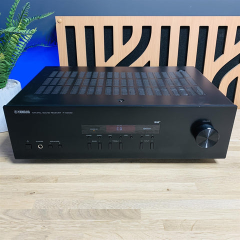 Yamaha R-S202D DAB Bluetooth Stereo Receiver Amplifier