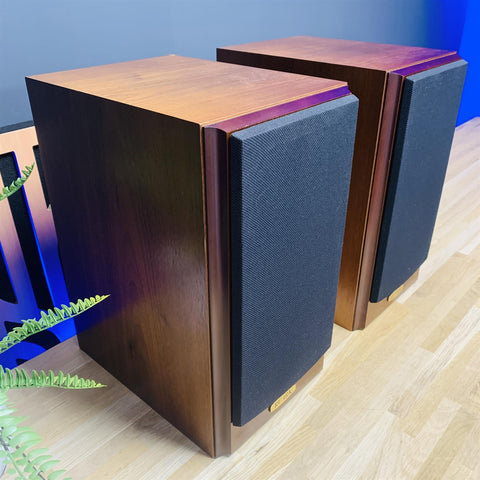 Ruark Acoustics Sceptre Book Shelf Speakers Walnut (Pair)